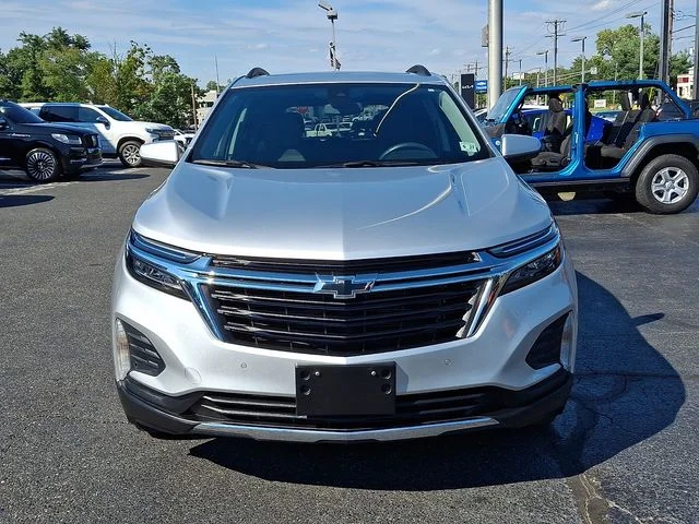 Used 2022 Silver Chevrolet LT image 3