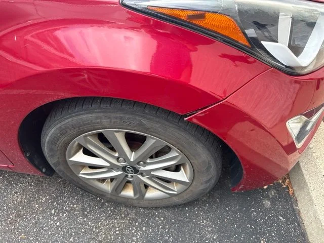 Used 2014 Red Hyundai SE image 5