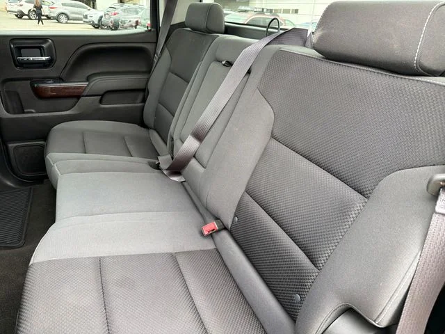 Used 2014 White GMC SLE image 21
