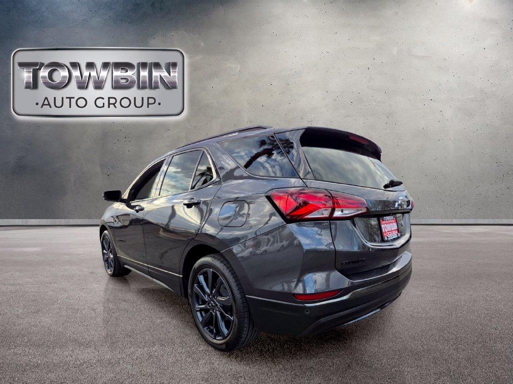 Used 2022 Gray Chevrolet RS image 6