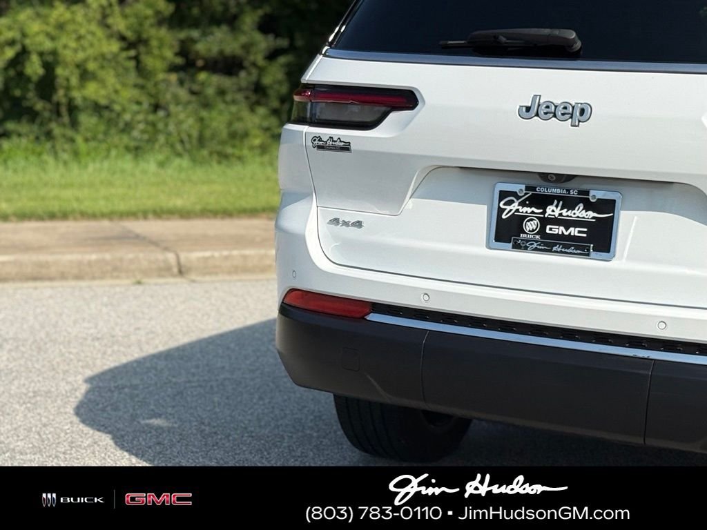 Certified Used 2024 White Jeep Limited image 15