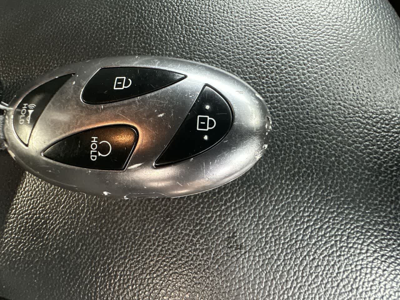 2025 Hyundai Elantra SEL - Photo 28