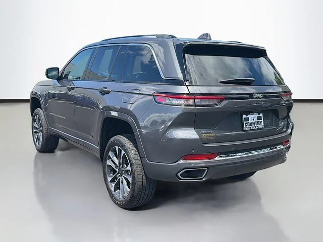Used 2022 Gray Jeep Overland image 5
