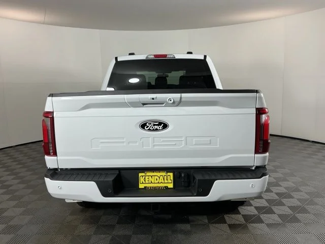 New 2026 Oxford White Ford Lariat image 5