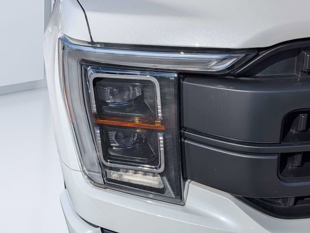 Used 2023 White Ford Lariat image 9