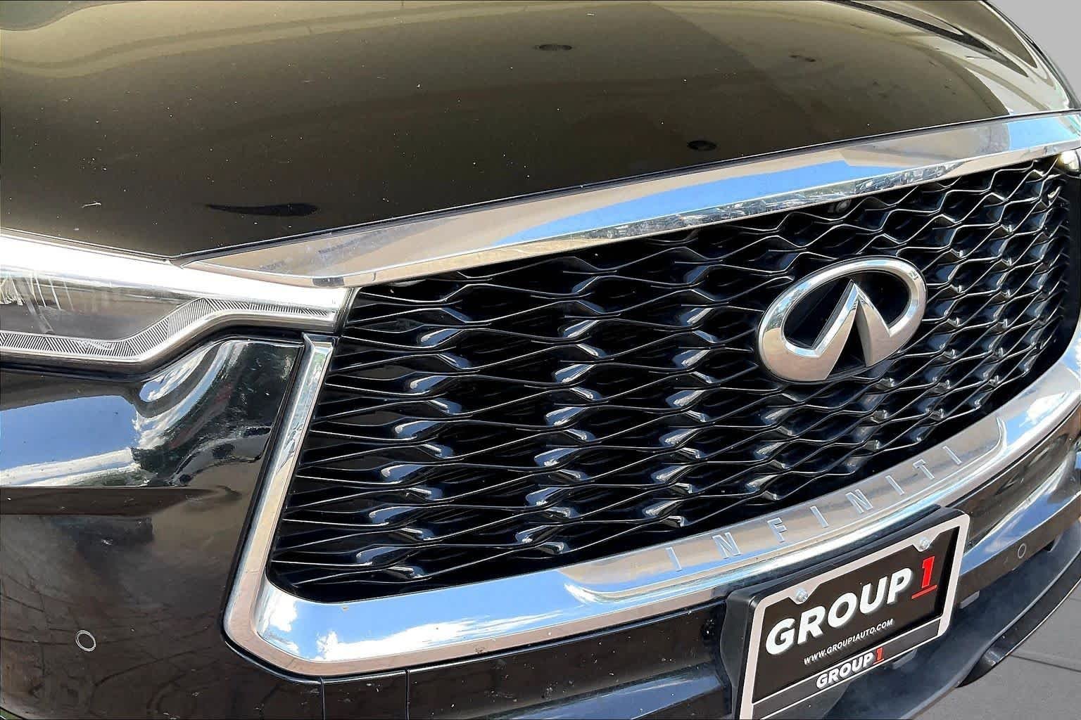 Used 2024 Mineral Black INFINITI LUXE image 27