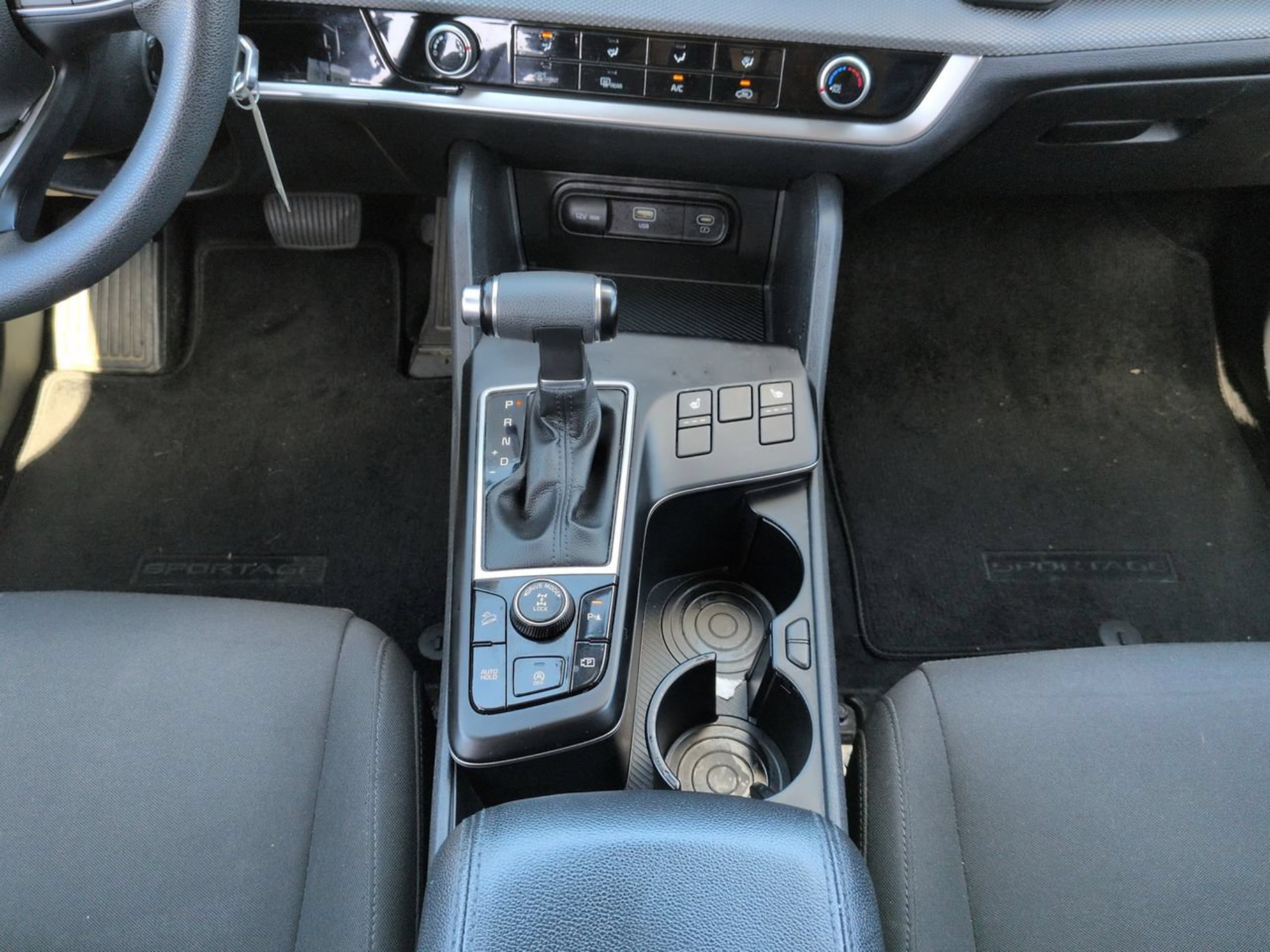 Certified Used 2023 Snow White Pearl Kia LX image 16