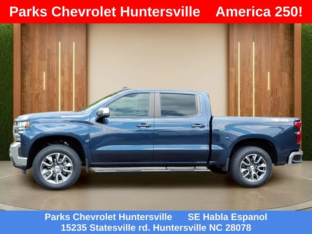Certified Used 2022 Northsky Blue Metallic Chevrolet LT image 28