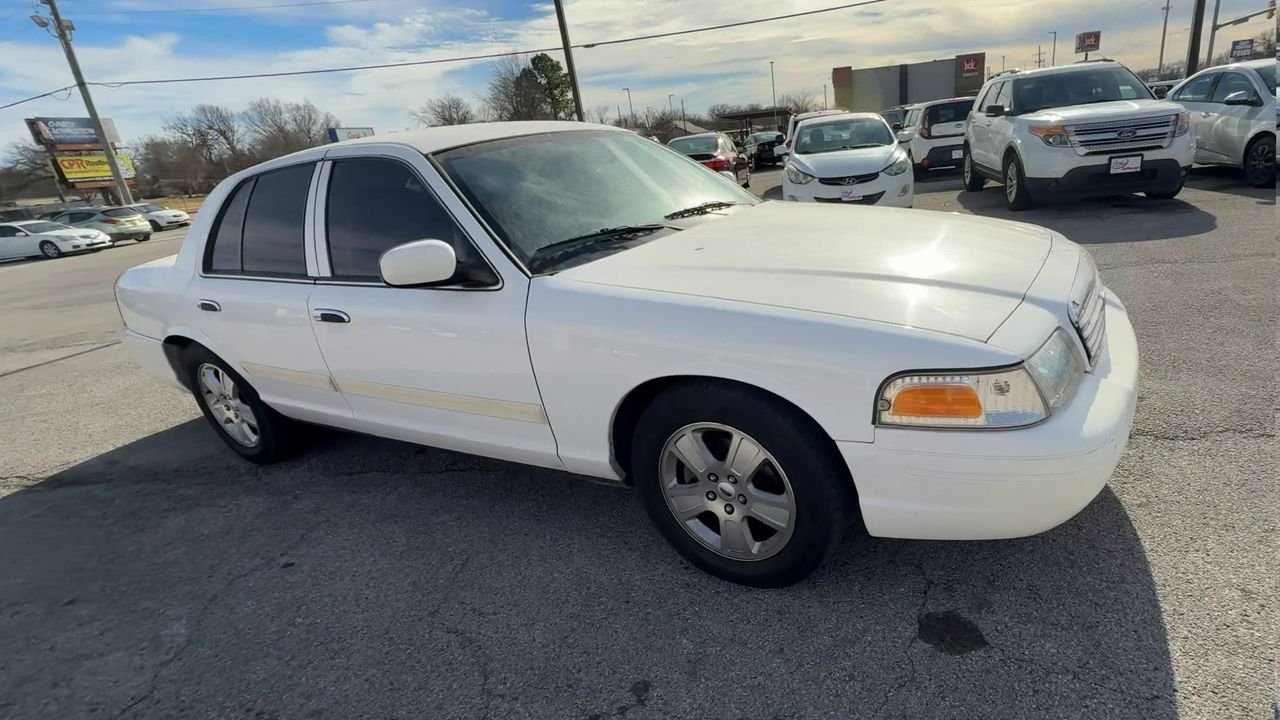 2011 Ford Crown Victoria LX