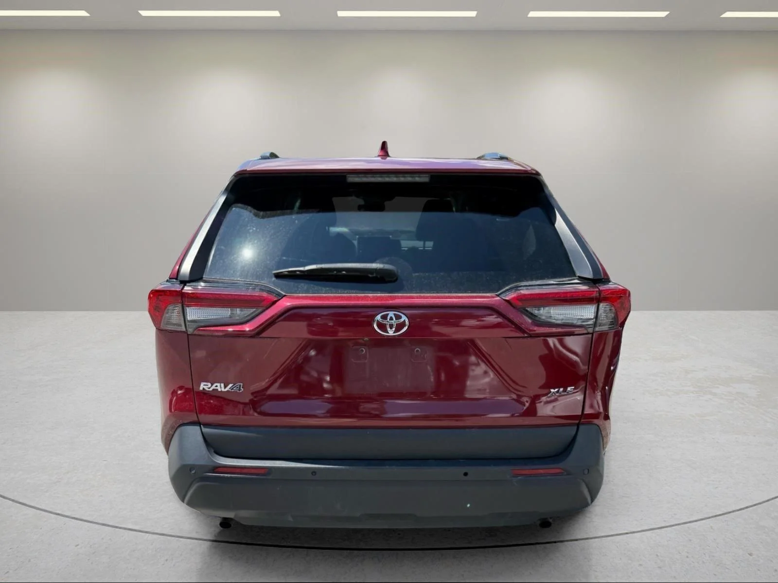 Used 2019 Ruby Flare Pearl Toyota XLE Premium image 9