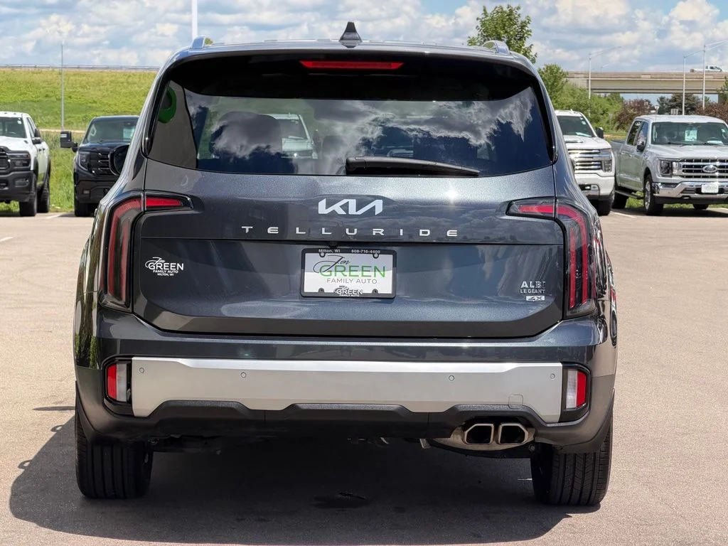 Used 2023 Gray Kia SX image 8