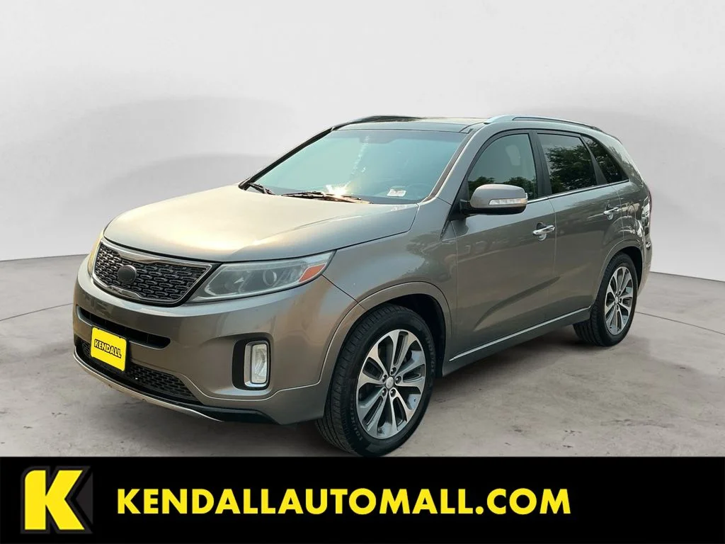 Used 2014 Silver Kia SX image 1