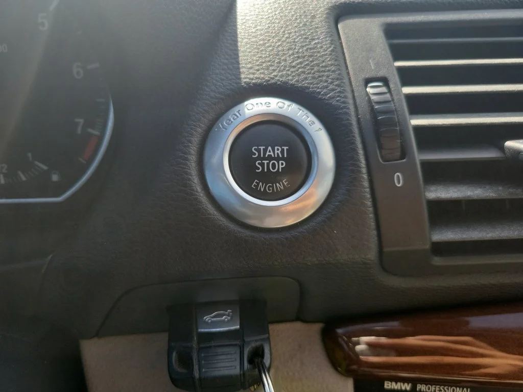 Used 2009 Blue BMW 128i image 15