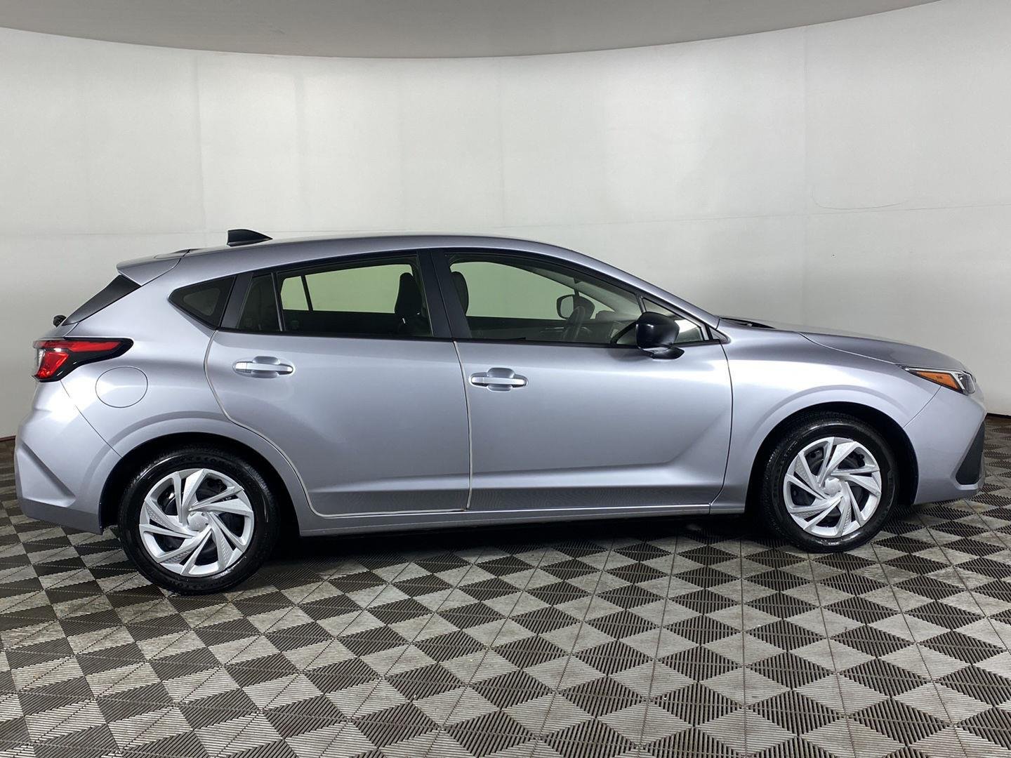 Used 2024 Ice Silver Metallic Subaru Base image 9