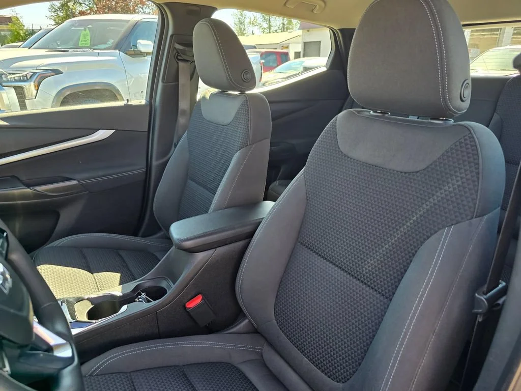 Used 2022 ICE BLUE METALLIC Chevrolet LT image 20