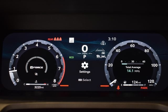 Certified Used 2025  Toyota Limited image 25
