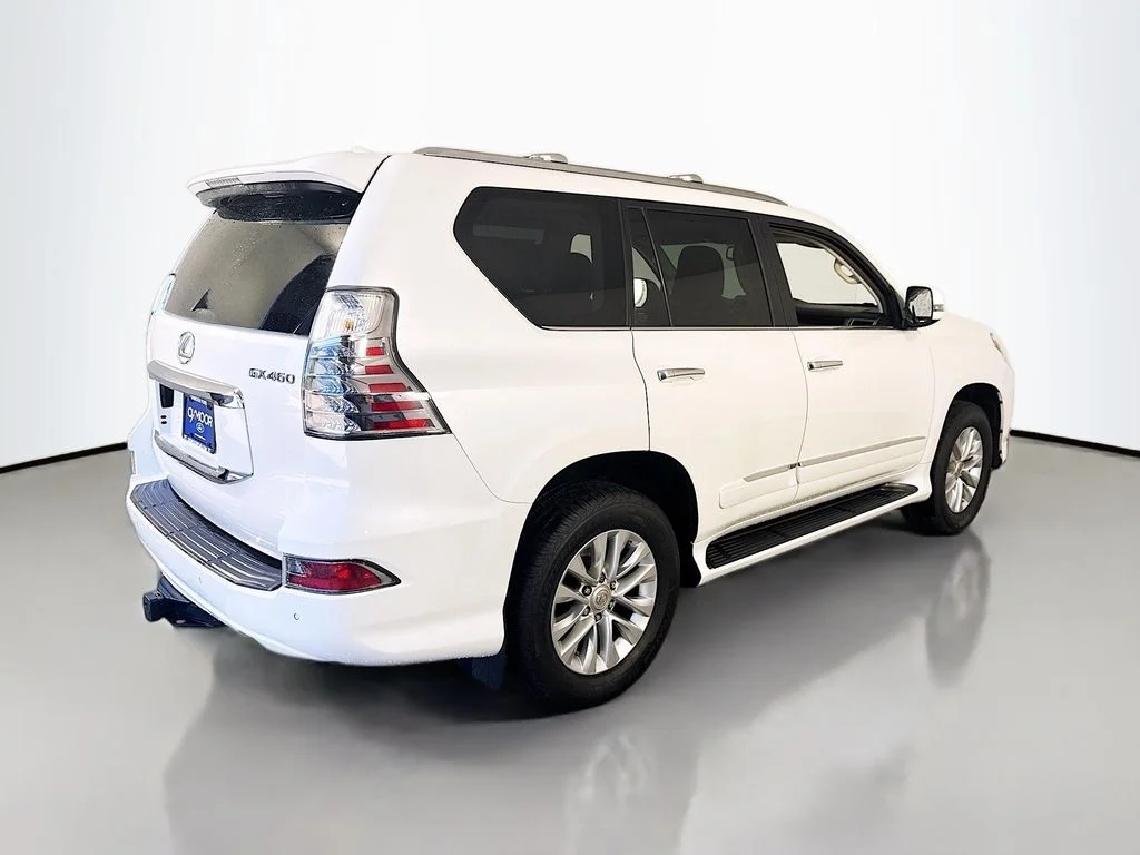 Used 2019 Starfire Pearl Lexus Premium image 12