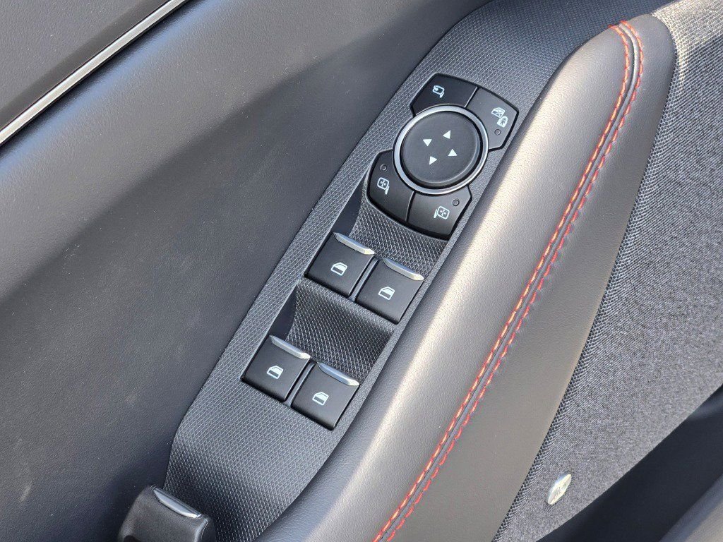 2025 Ford Mustang Mach-E Premium - Photo 23