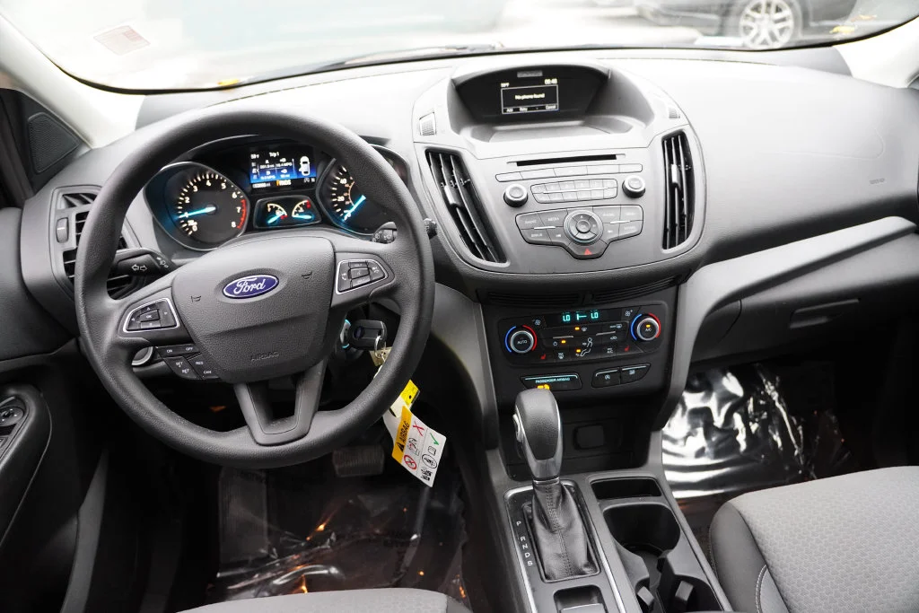 Used 2018 Red Ford SE image 18