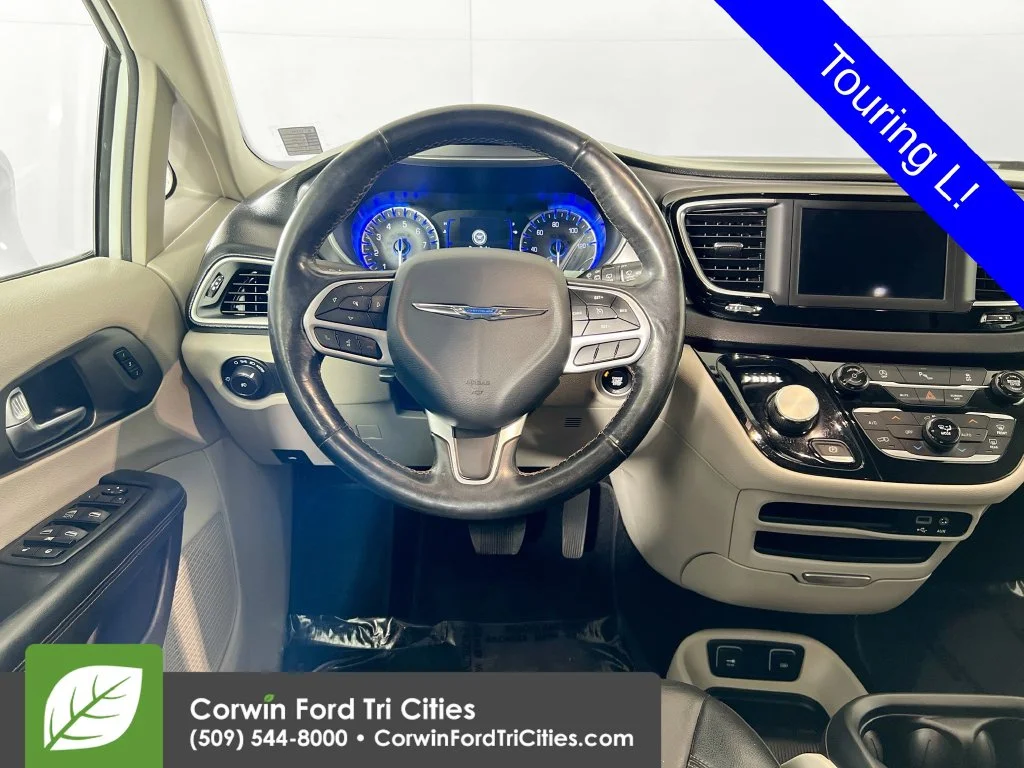 Used 2020 Bright White Clearcoat Chrysler Touring L image 26