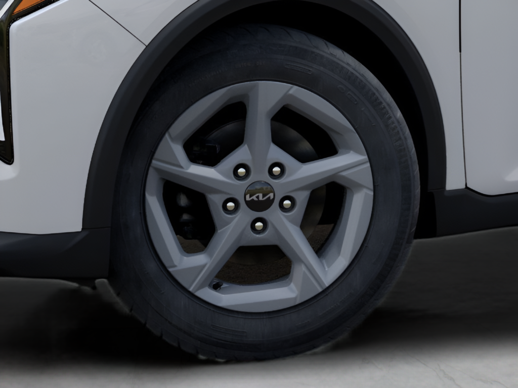 Used 2025 White Kia LXS image 10