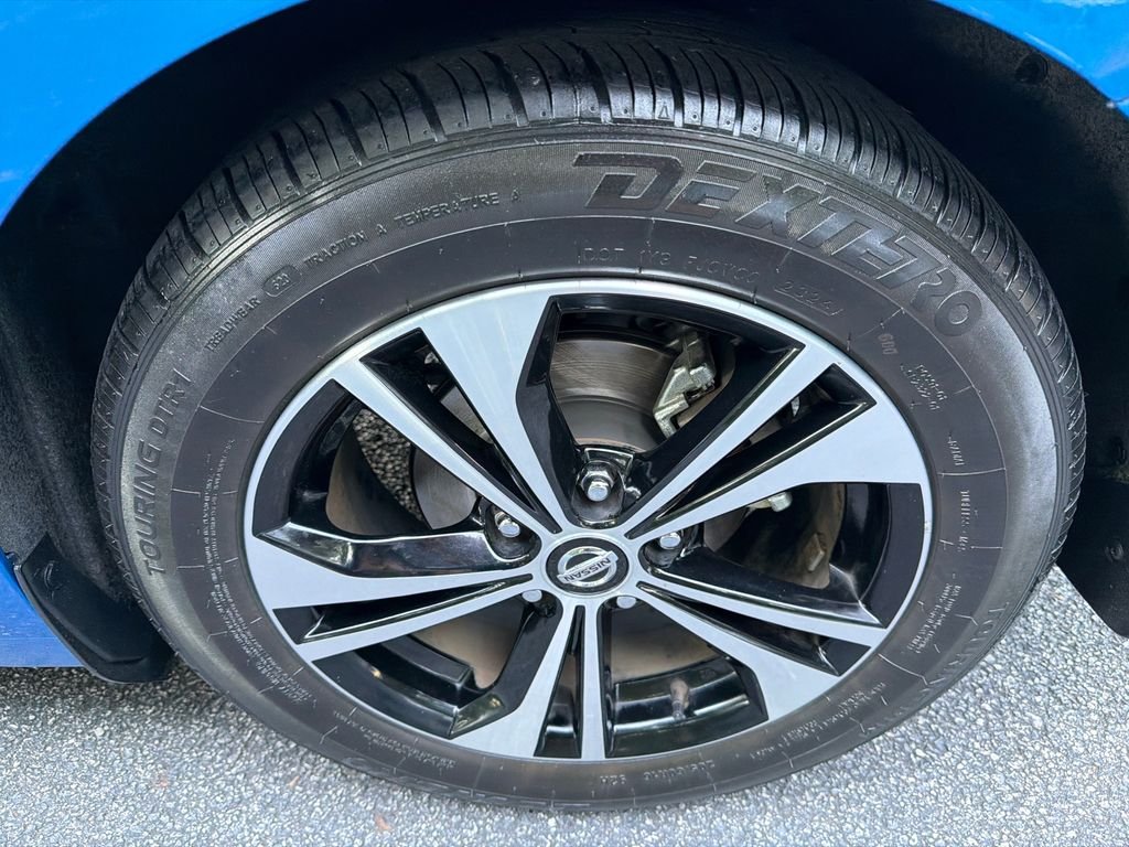 Used 2022 Blue Nissan SV image 19