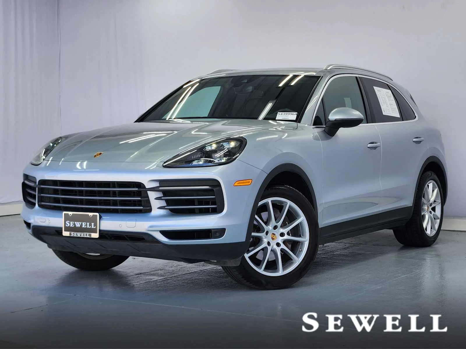 2019 Porsche Cayenne -'s photo