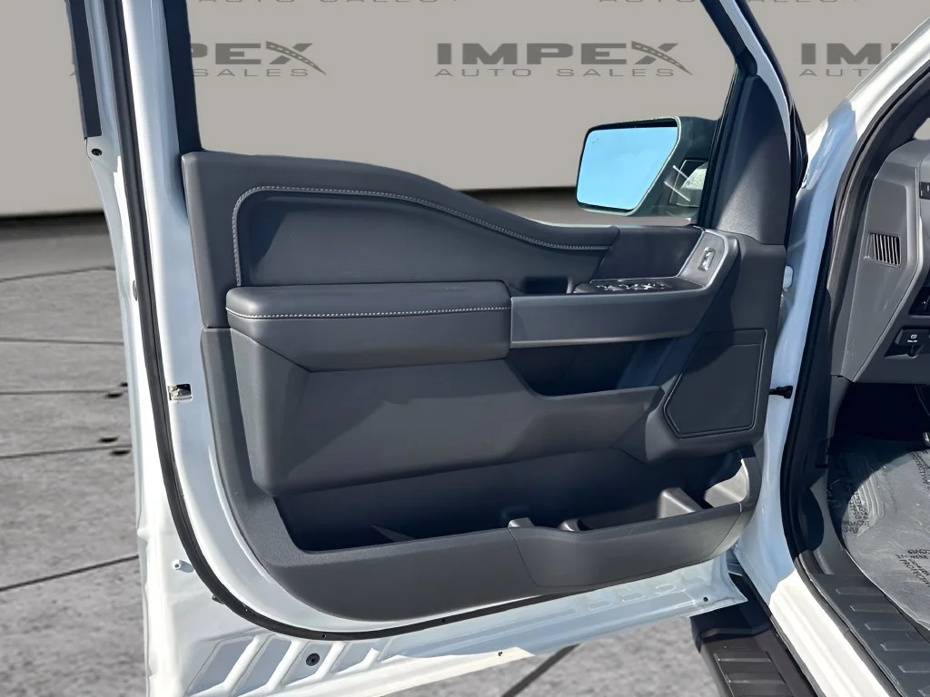 Used 2025 White Ford XLT image 22