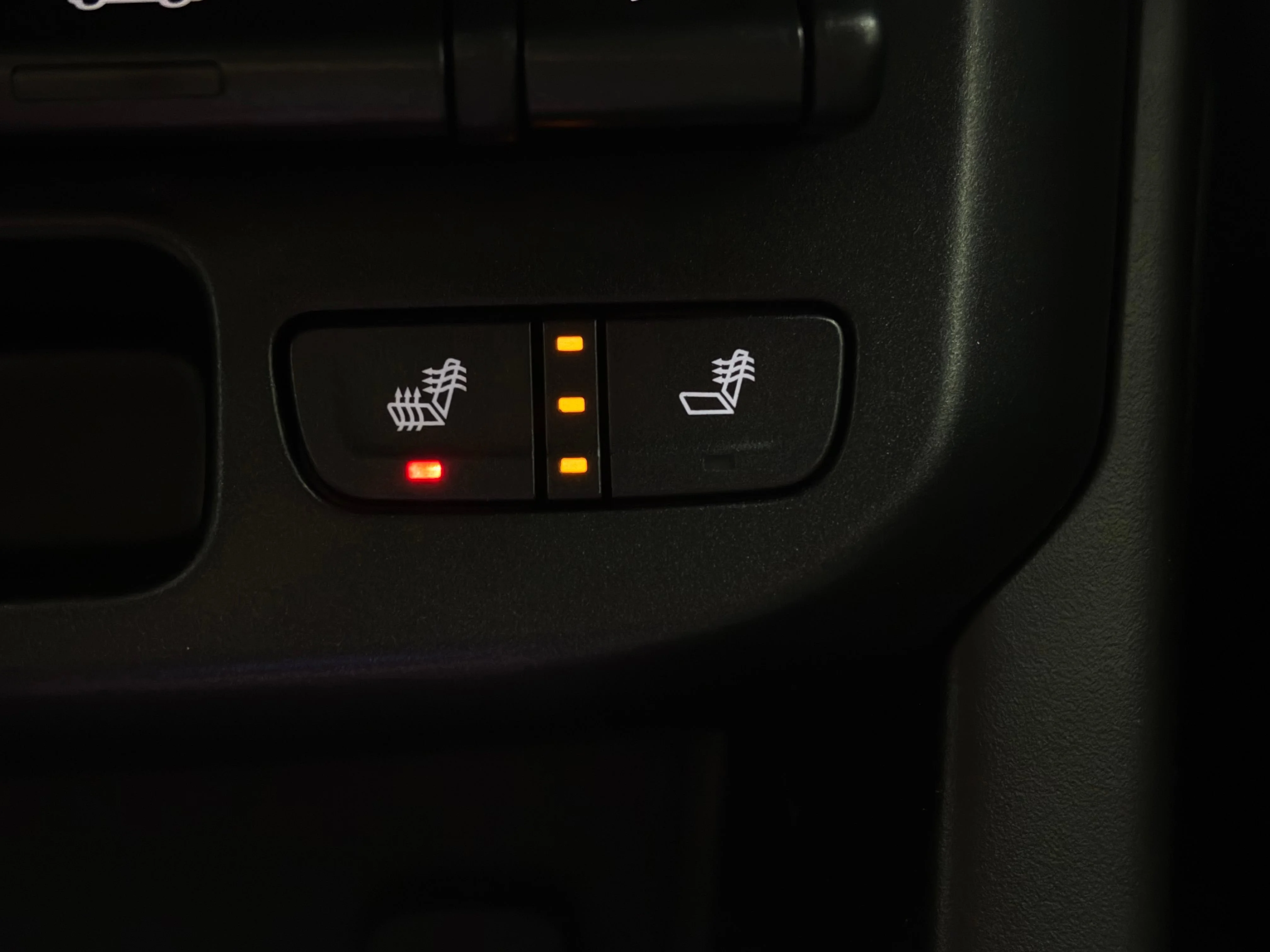 Used 2018 BLACK Chevrolet 4WD Z71 image 5