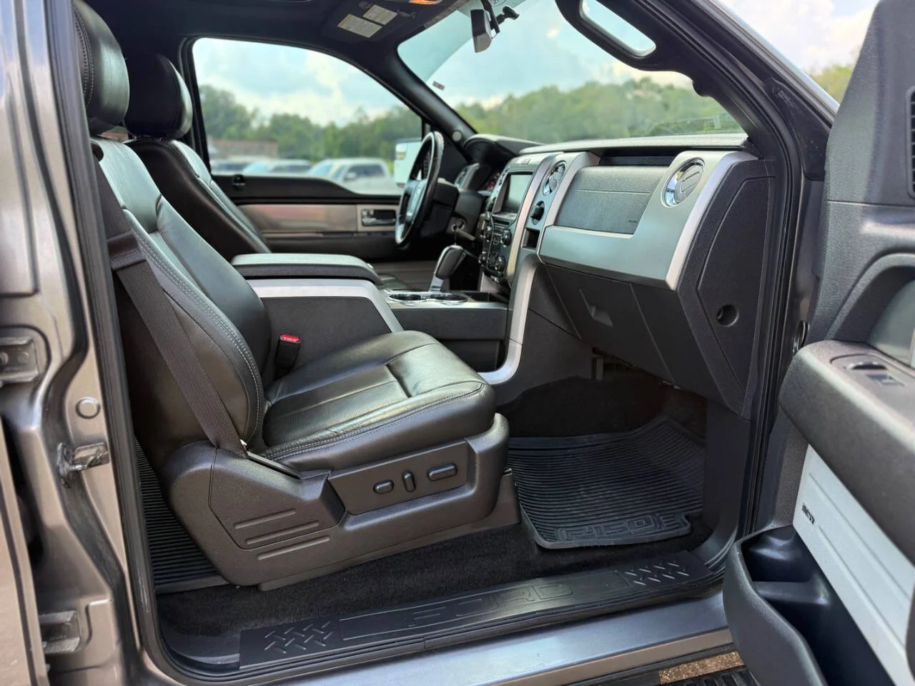 Used 2013 Gray Ford FX4 4x4 4dr SuperCrew Styleside 5.5 ft. SB image 19