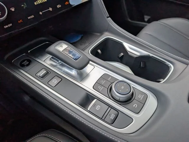 New 2027 2T GRPT SHDW INFINITI SPORT image 17