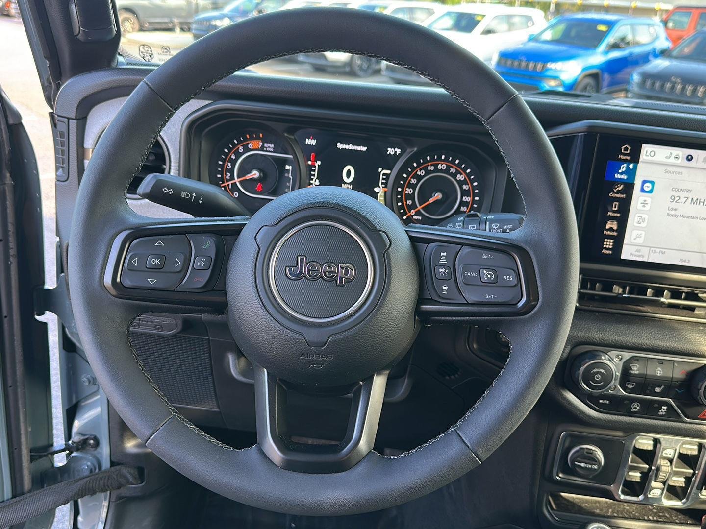 Used 2025 Anvil Clearcoat Jeep Sport S image 14