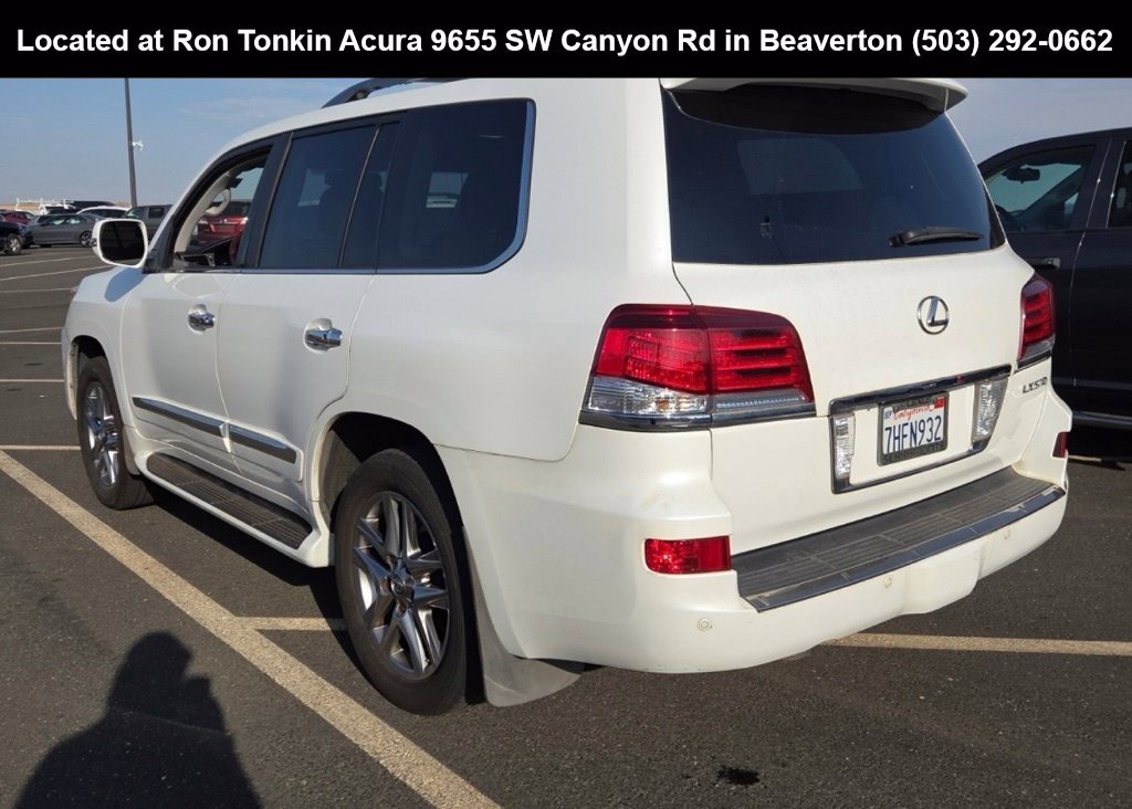Used 2014 Starfire Pearl Lexus 570 image 5