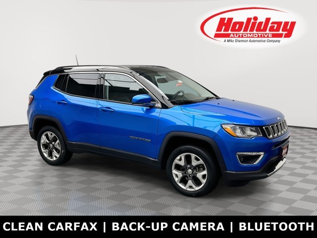 Used 2019 Laser Blue Pearlcoat Jeep Limited image 1