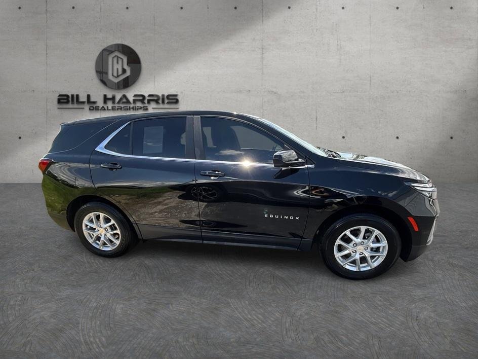 Used 2022 Black Chevrolet LT image 4