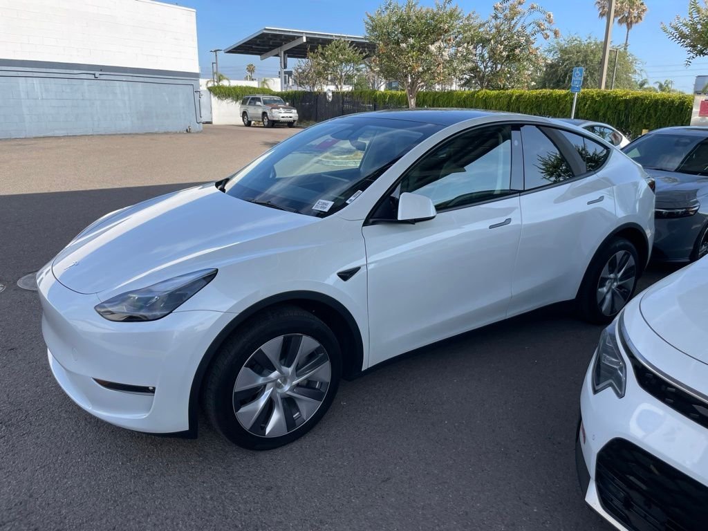 Used 2023 Pearl White Multi-Coat Tesla Long Range image 6