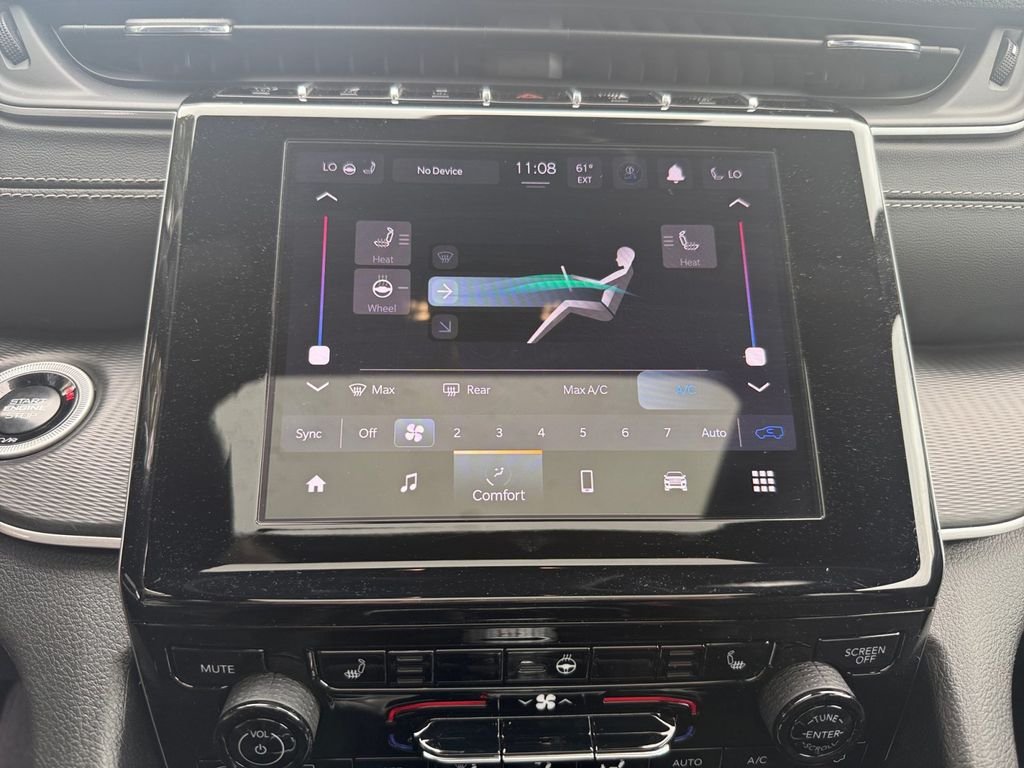 Used 2024 Diamond Black Jeep Altitude X image 22
