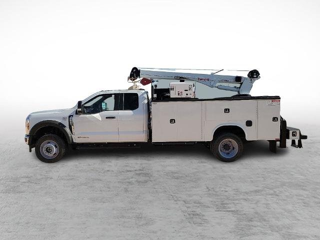 2024 Ford F-550 Super Duty Chassis Cab XL - Photo 31