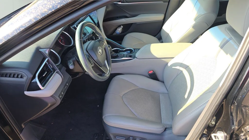 Used 2018 Black Toyota XSE image 15