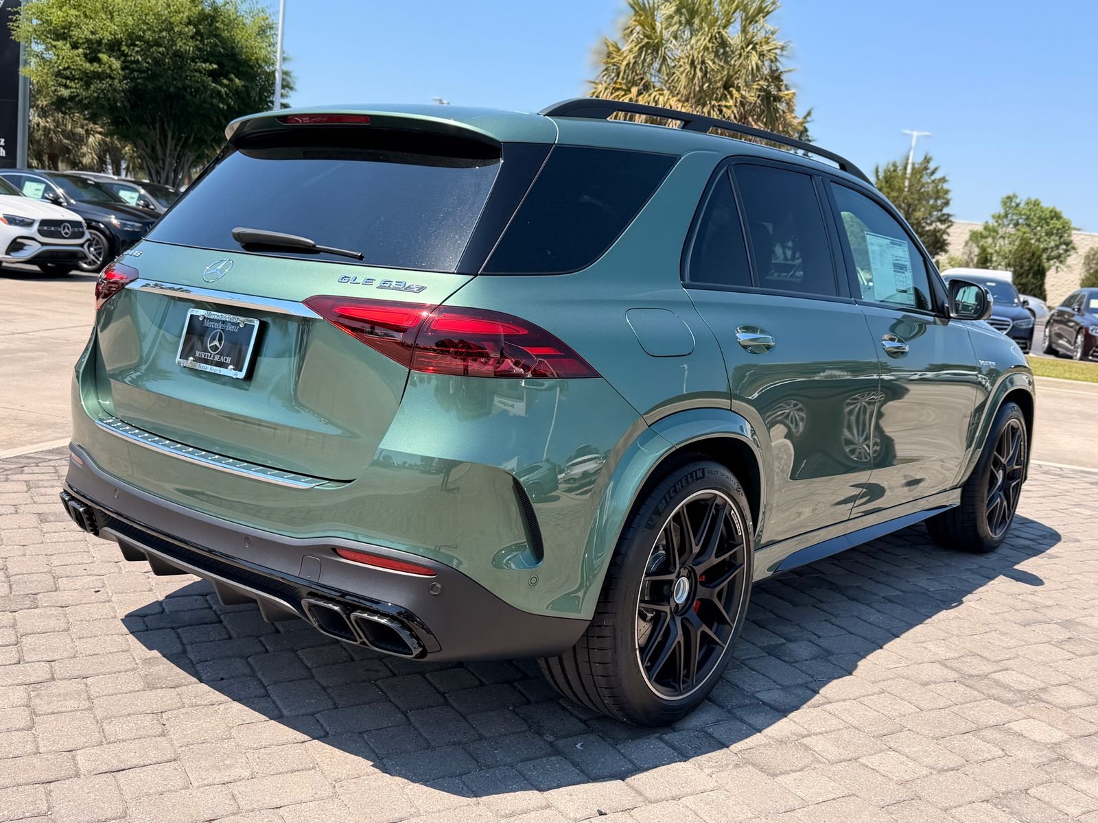 New 2026 MANUFAKTUR Ireland Green Mercedes-Benz GLE 63 S AMG® image 9