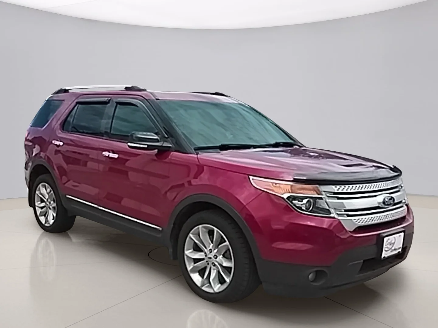 Used 2013 Red Ford XLT image 7