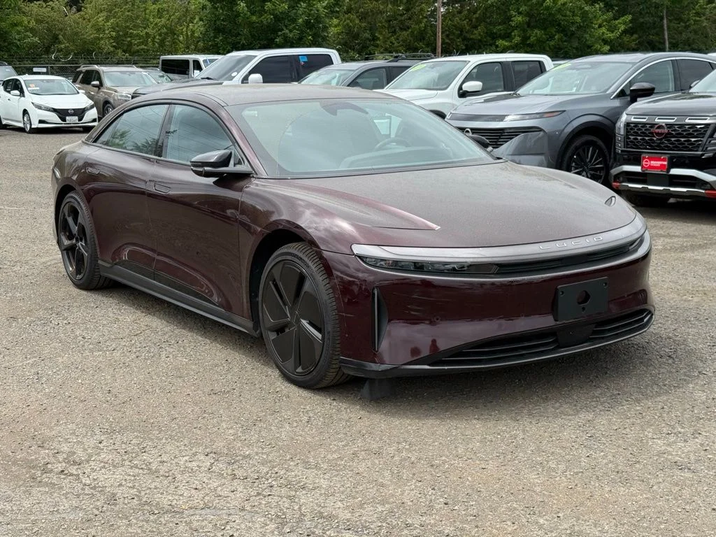 Used 2024 Red Lucid Touring image 1