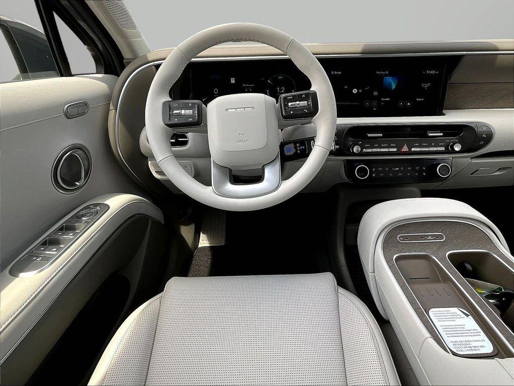 New 2026 Gray Hyundai SEL Premium 7P image 9