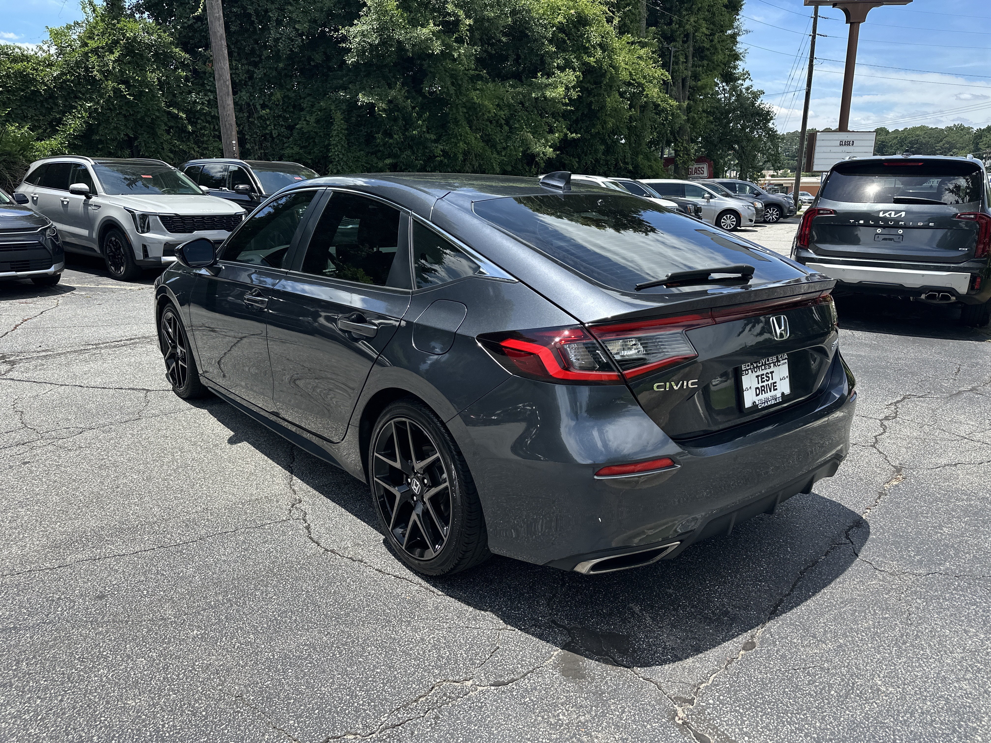 Used 2024 Meteorite Gray Metallic Honda Sport Touring image 8