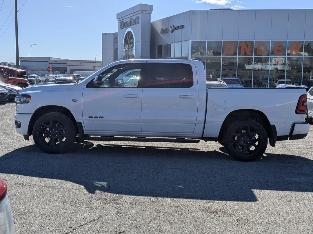 New 2026 White RAM Sport - - Night Edition - Sport Lvl 1 Grp - 5.7L HEMI V8 eTorque - Pano Sunroof & More! image 5