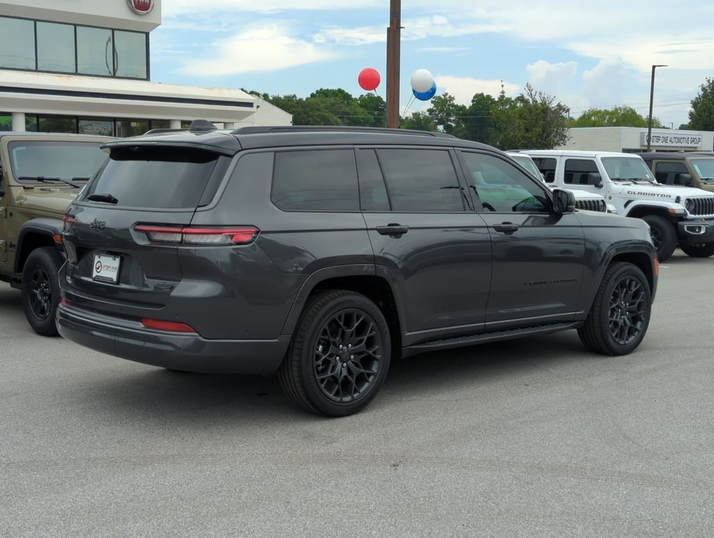 New 2026 Baltic Gray Metallic Clear-Coat Exterior Paint Jeep Summit image 7