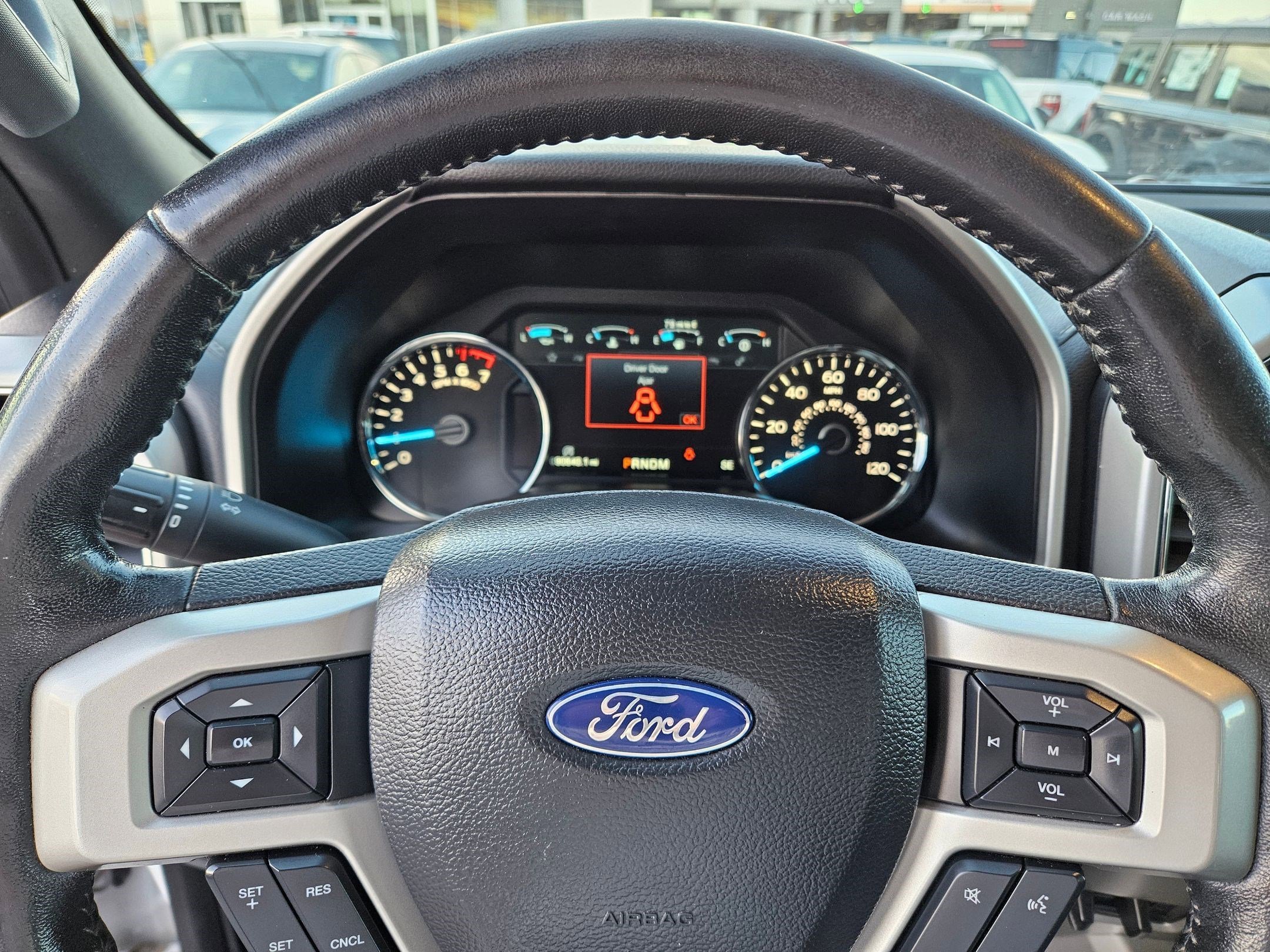 Certified Used 2018 Oxford White Ford LARIAT image 20