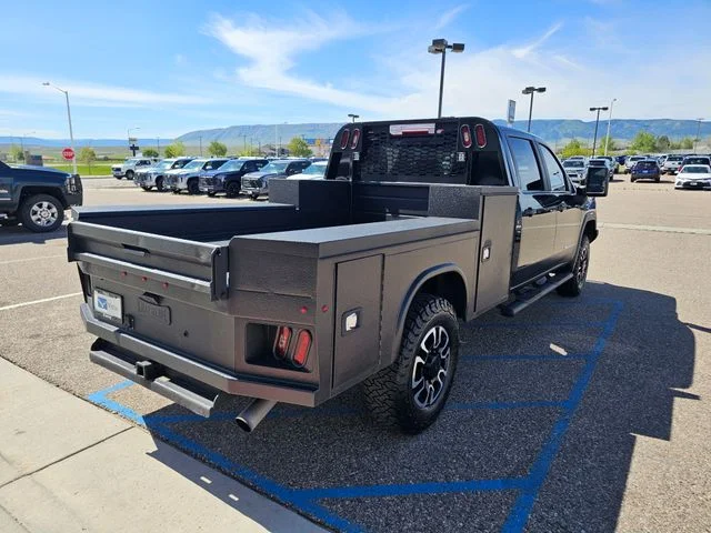 Used 2020 Onyx Black GMC Base image 5
