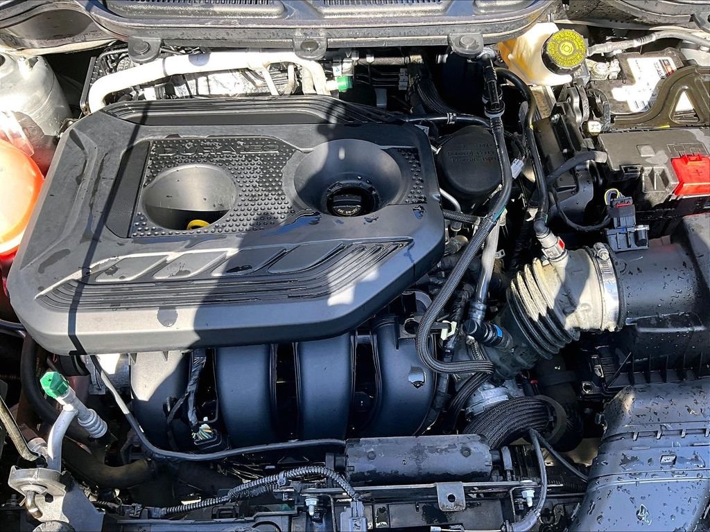 Used 2022 Silver Ford SE image 33