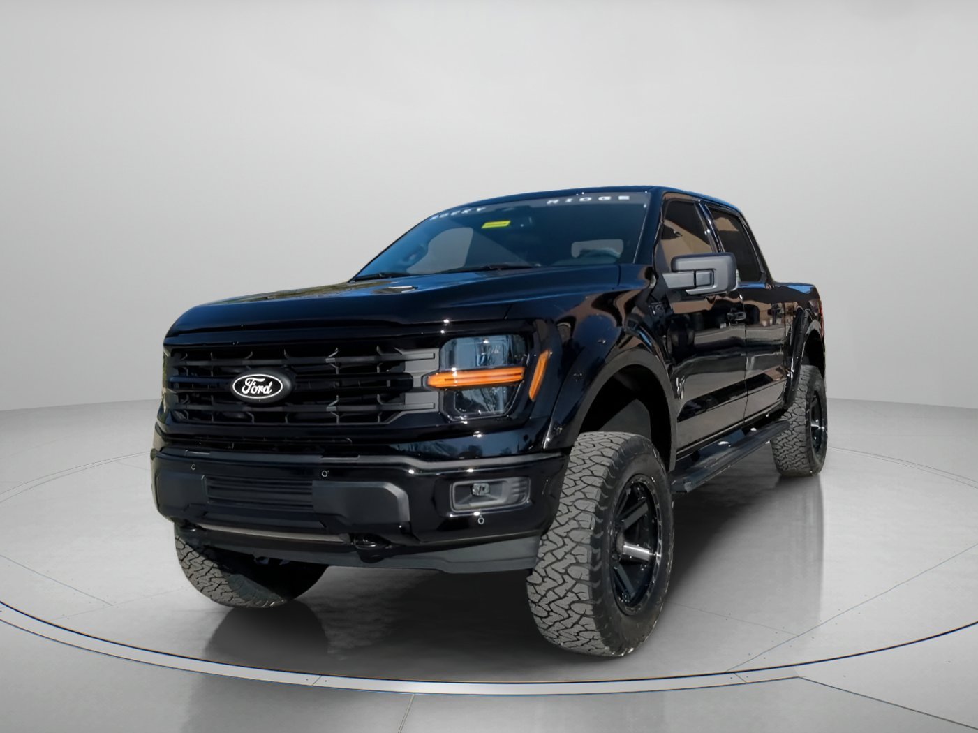 New 2026 Agate Black Metallic Ford XLT image 5
